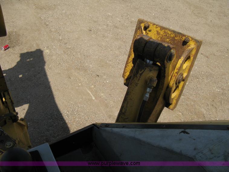 image for item A4261 1995 Caterpillar 416B backhoe