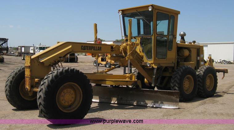 image for item A4262 1990 Caterpillar 140G motor grader