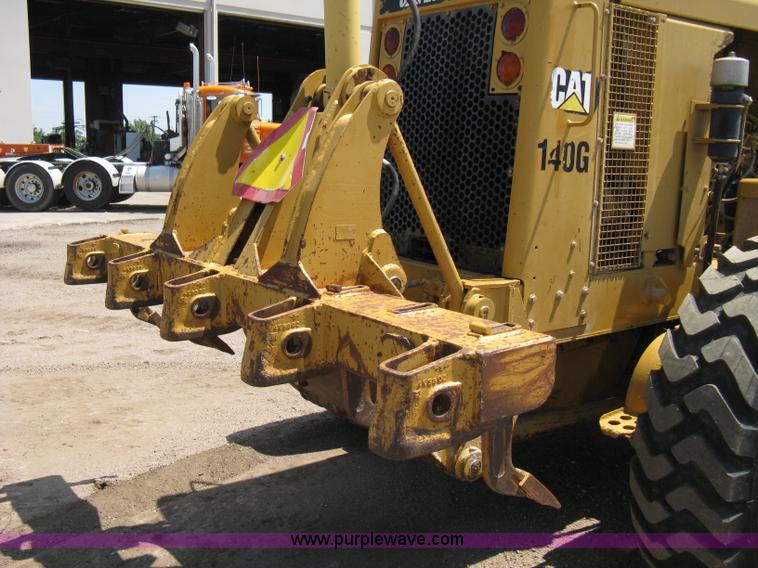 image for item A4262 1990 Caterpillar 140G motor grader