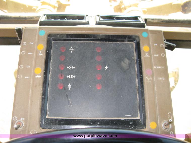 image for item A4262 1990 Caterpillar 140G motor grader