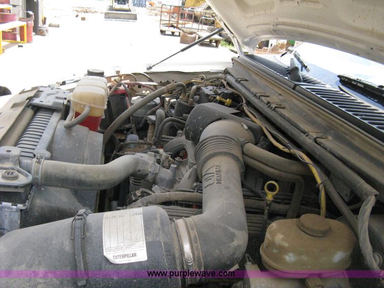 image for item A4263 2004 Ford F350 Super Duty XL crew cab pickup truck