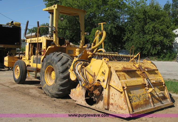 image for item A4271 1984 Bomag MPH 100R recycler