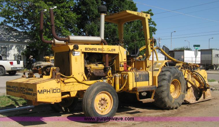 image for item A4271 1984 Bomag MPH 100R recycler