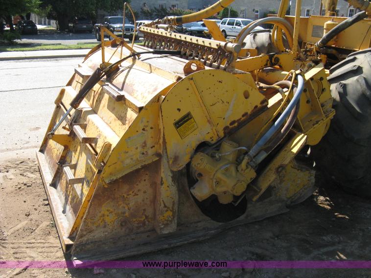 image for item A4271 1984 Bomag MPH 100R recycler