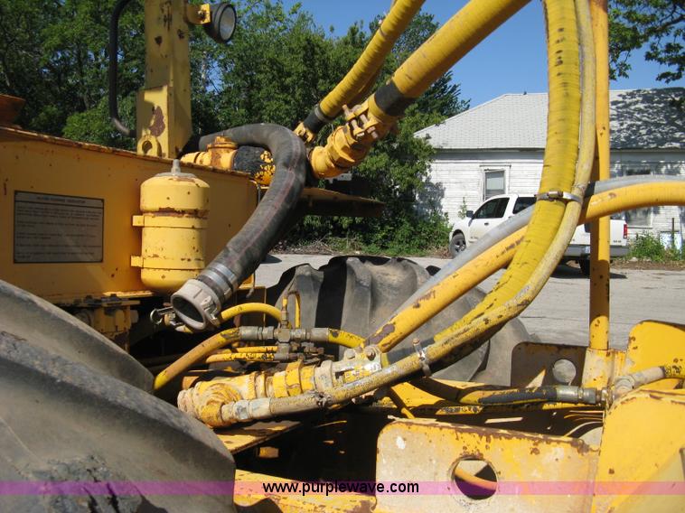 image for item A4271 1984 Bomag MPH 100R recycler