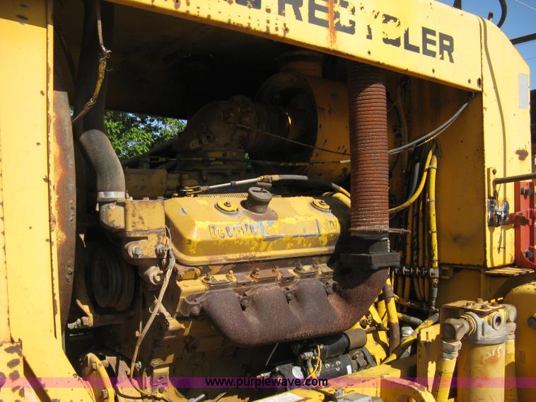 image for item A4271 1984 Bomag MPH 100R recycler