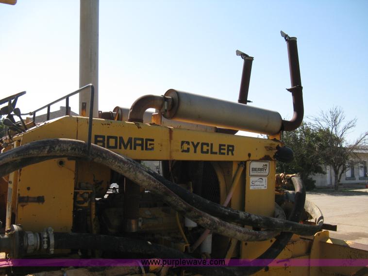 image for item A4271 1984 Bomag MPH 100R recycler