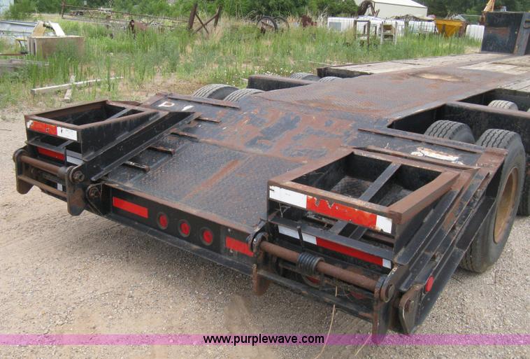 image for item A4278 1983 Fruehauf 38' lowboy trailer