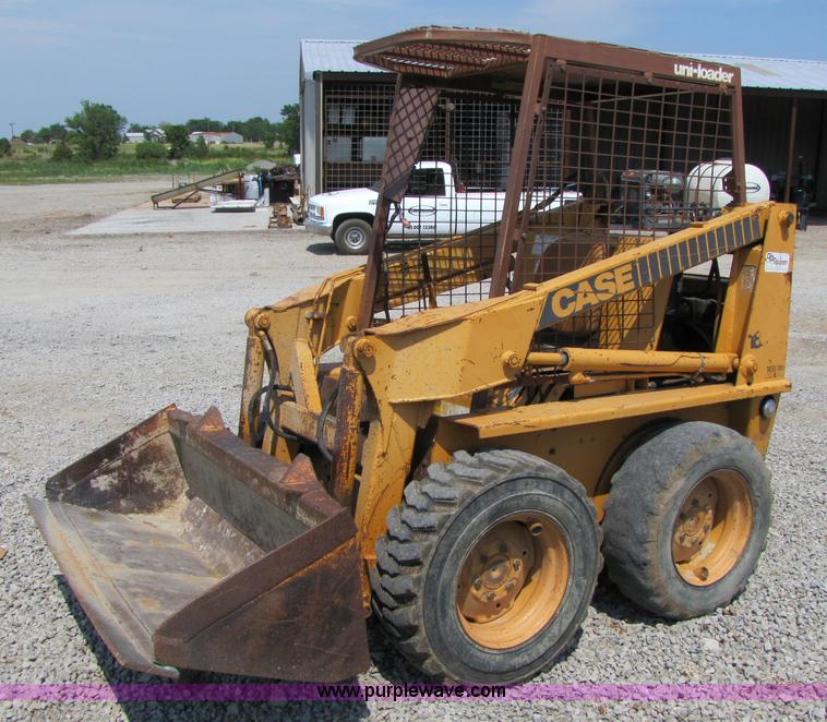 image for item A4684 1984 Case 1835B skid steer loader