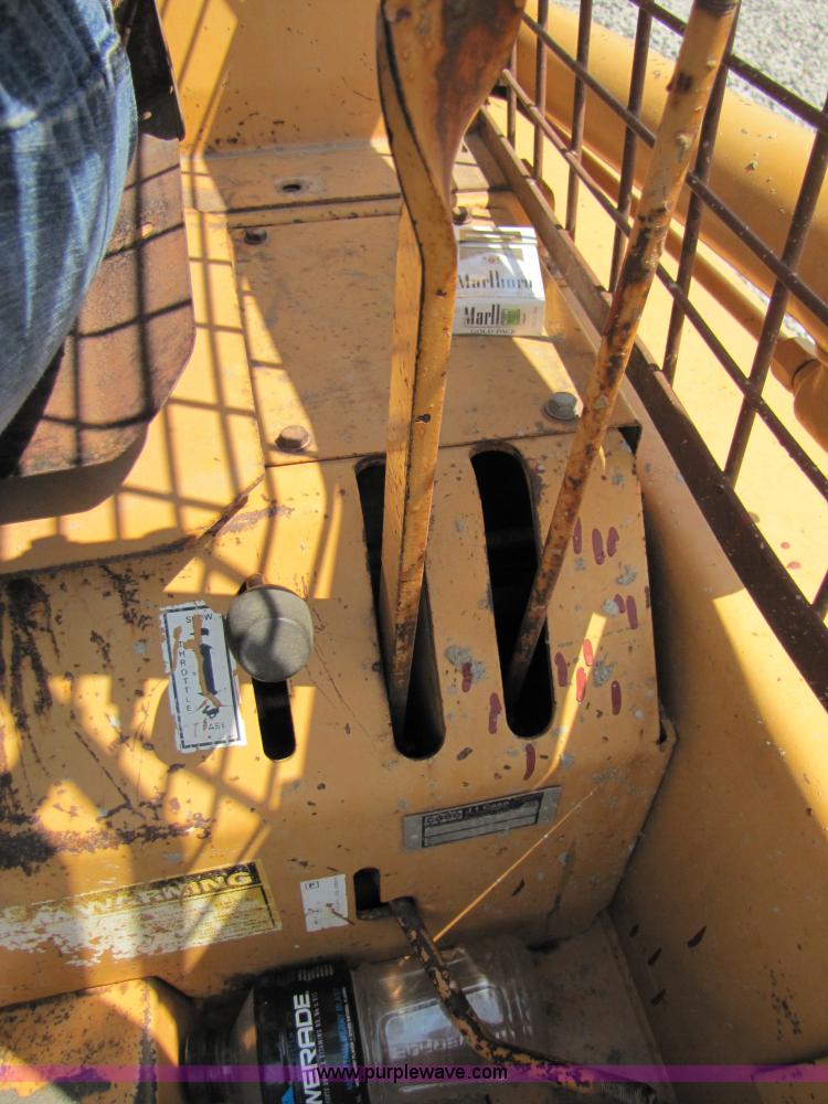 image for item A4684 1984 Case 1835B skid steer loader