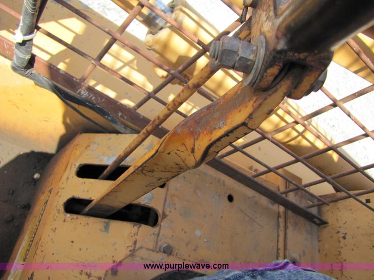 image for item A4684 1984 Case 1835B skid steer loader