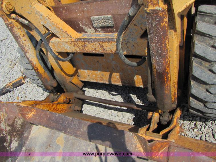 image for item A4684 1984 Case 1835B skid steer loader