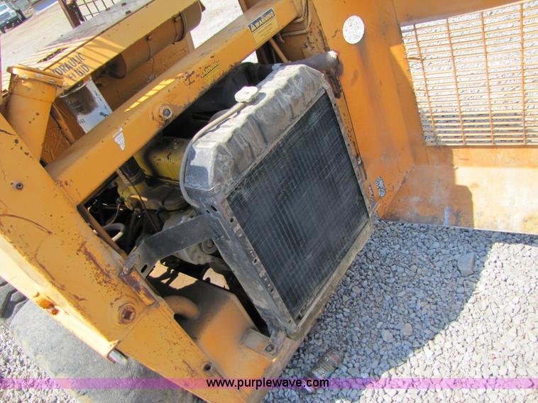 image for item A4684 1984 Case 1835B skid steer loader