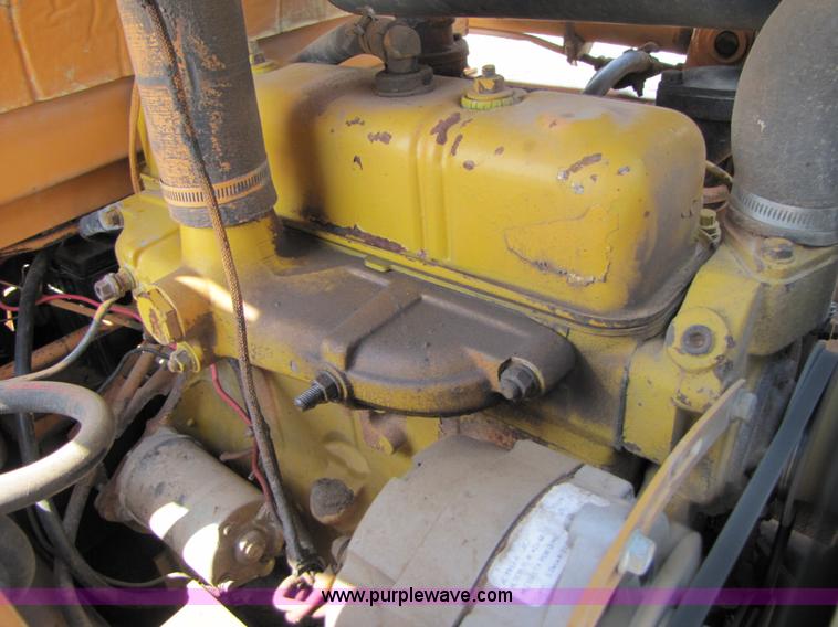image for item A4684 1984 Case 1835B skid steer loader