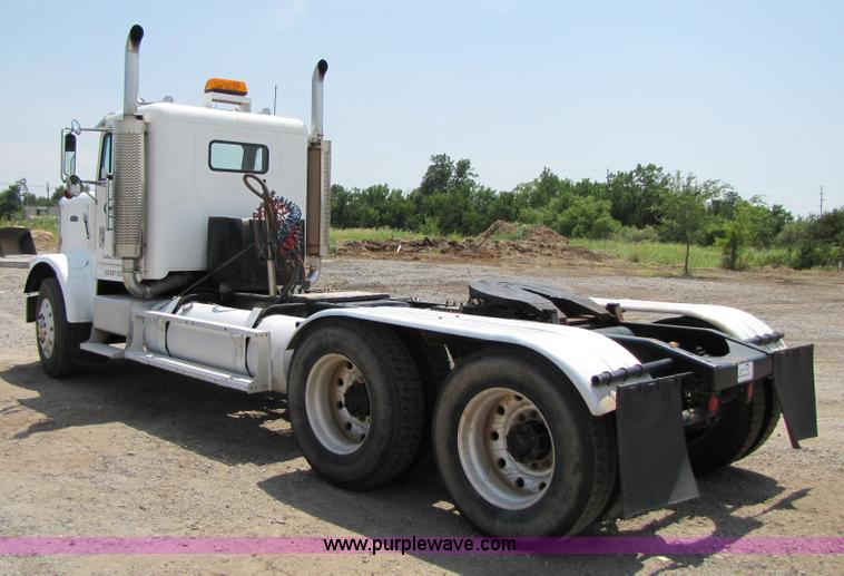 image for item A4685 1987 Freightliner FLC-64T semi truck