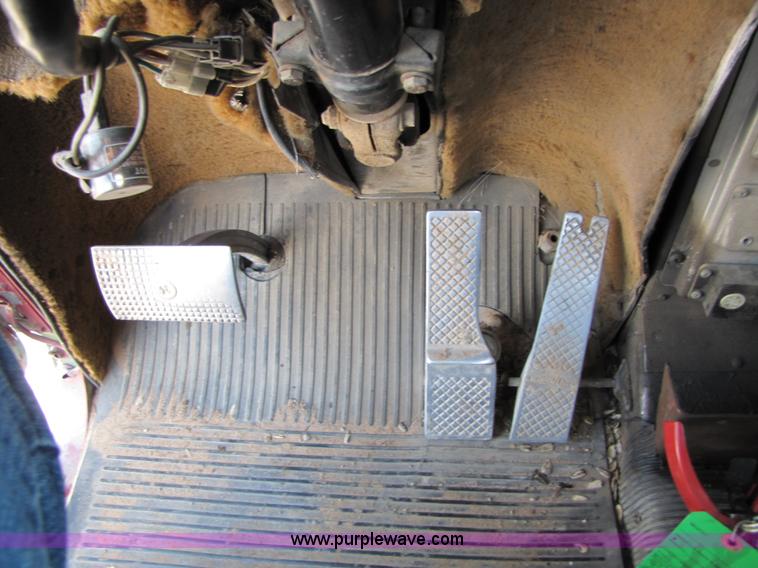 image for item A4685 1987 Freightliner FLC-64T semi truck