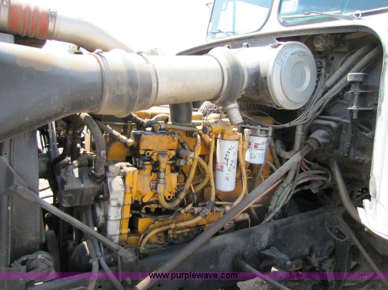 image for item A4685 1987 Freightliner FLC-64T semi truck