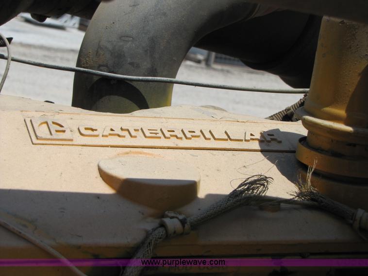 image for item A4685 1987 Freightliner FLC-64T semi truck