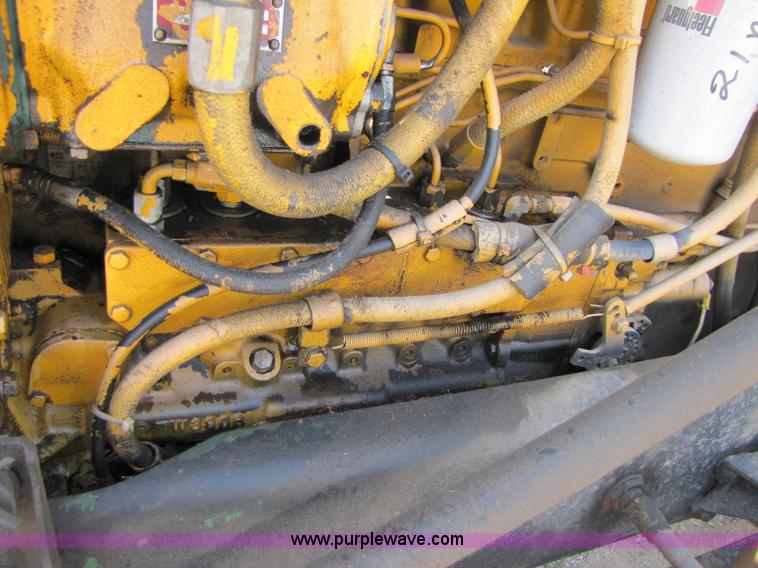 image for item A4685 1987 Freightliner FLC-64T semi truck