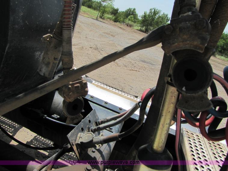 image for item A4685 1987 Freightliner FLC-64T semi truck