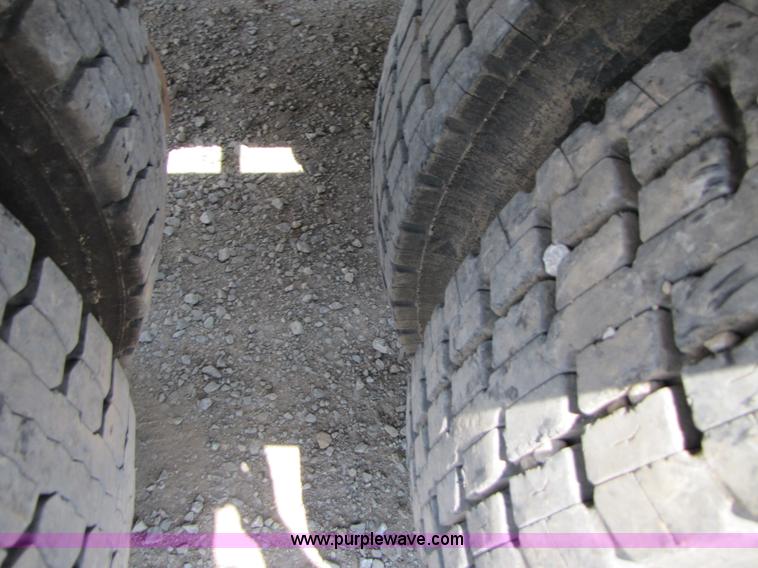 image for item A4685 1987 Freightliner FLC-64T semi truck