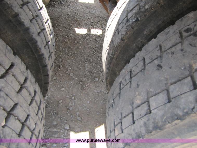 image for item A4685 1987 Freightliner FLC-64T semi truck