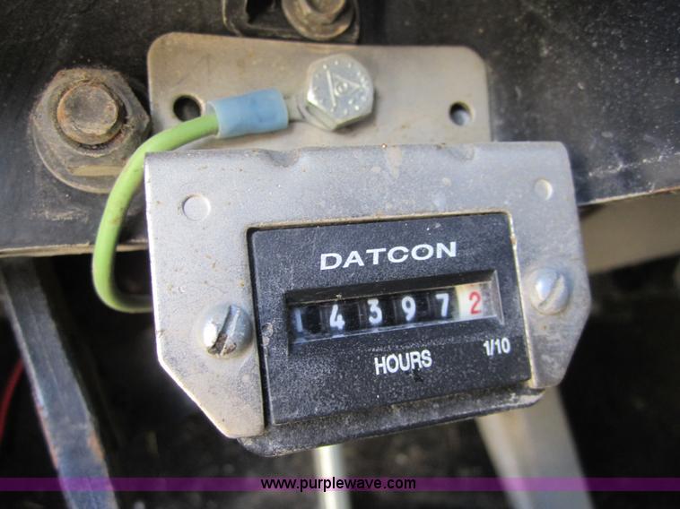 image for item A4783 1995 Ford LT8000 dump truck