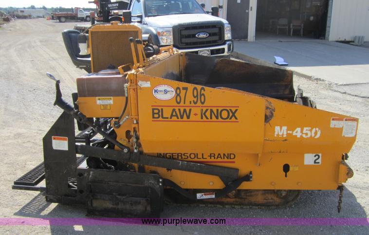 image for item A4798 2000 Ingersoll Rand Blaw-Knox M-450 asphalt paver