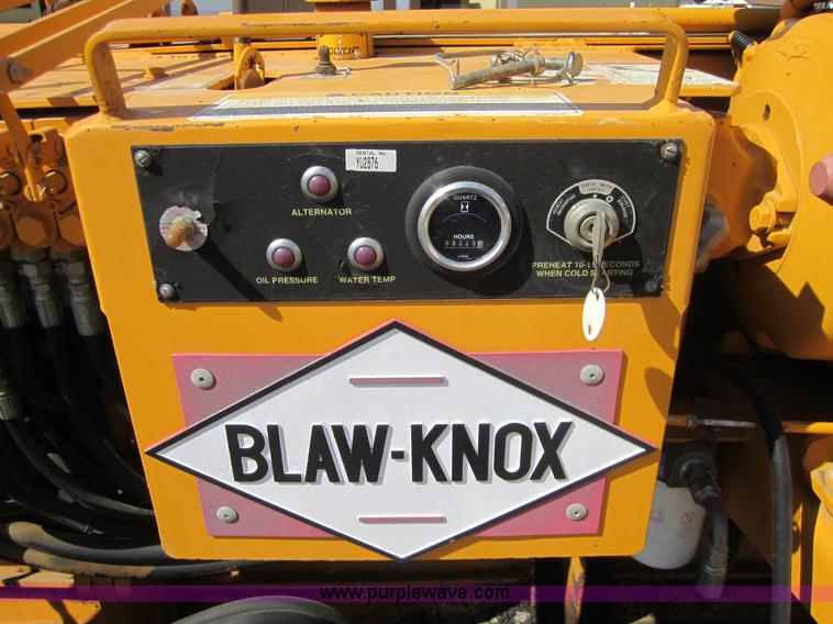 image for item A4798 2000 Ingersoll Rand Blaw-Knox M-450 asphalt paver