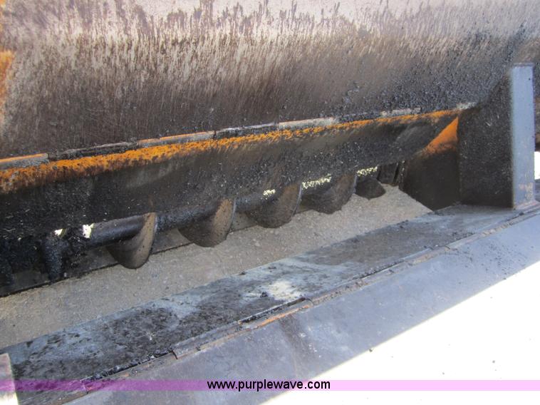 image for item A4798 2000 Ingersoll Rand Blaw-Knox M-450 asphalt paver