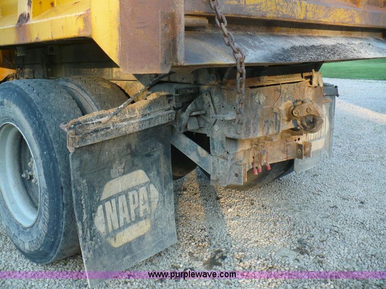 image for item A4804 1995 International 4900 crew cab dump truck