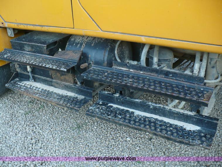 image for item A4804 1995 International 4900 crew cab dump truck