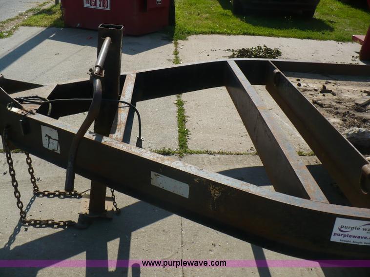 image for item A4805 2004 Belshe 16' tandem axle trailer