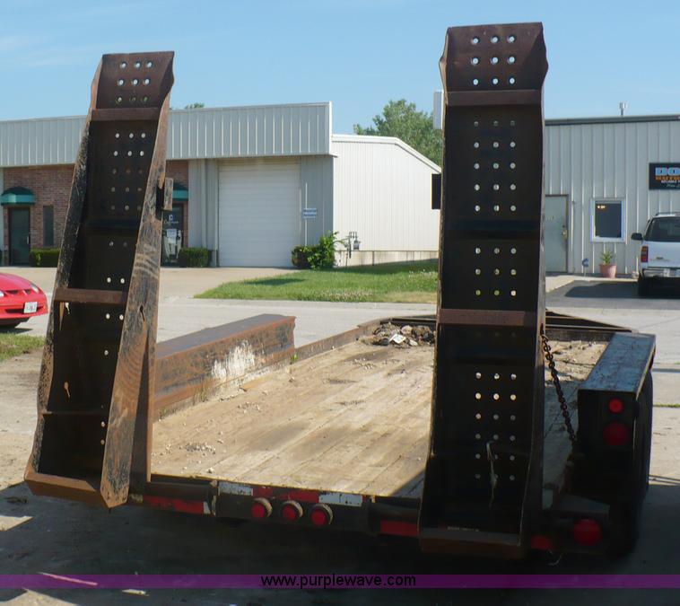 image for item A4805 2004 Belshe 16' tandem axle trailer
