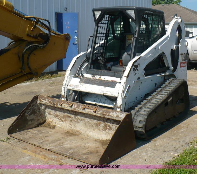 image for item A4806 2007 Bobcat T190 skid steer