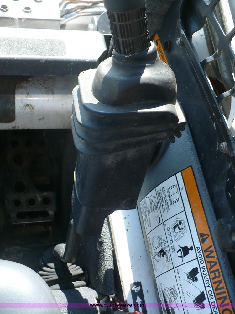 image for item A4806 2007 Bobcat T190 skid steer