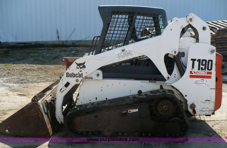 image for item A4808 2005 Bobcat T190 skid steer