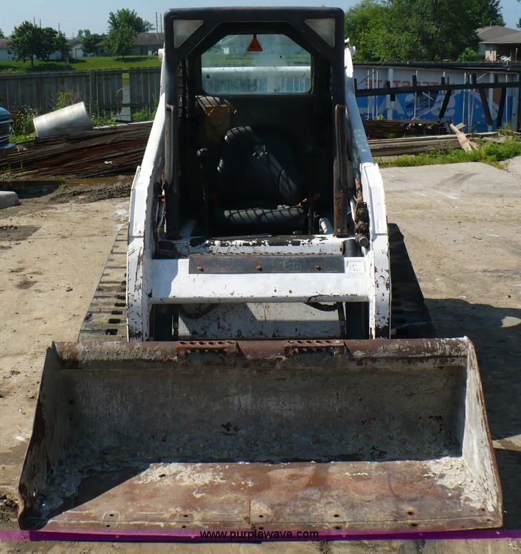 image for item A4808 2005 Bobcat T190 skid steer