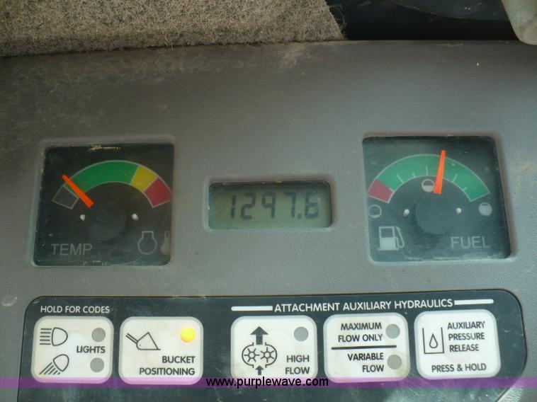 image for item A4808 2005 Bobcat T190 skid steer