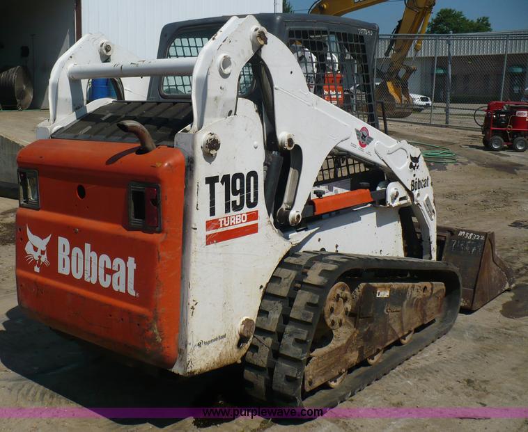 image for item A4809 2005 Bobcat T190 skid steer