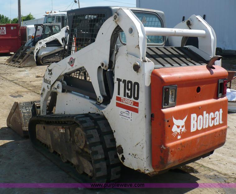 image for item A4809 2005 Bobcat T190 skid steer