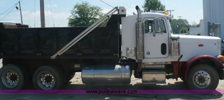 image for item A4810 1989 Peterbilt 379 dump truck