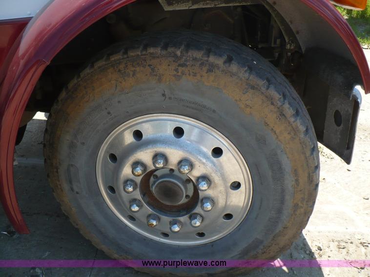 image for item A4810 1989 Peterbilt 379 dump truck