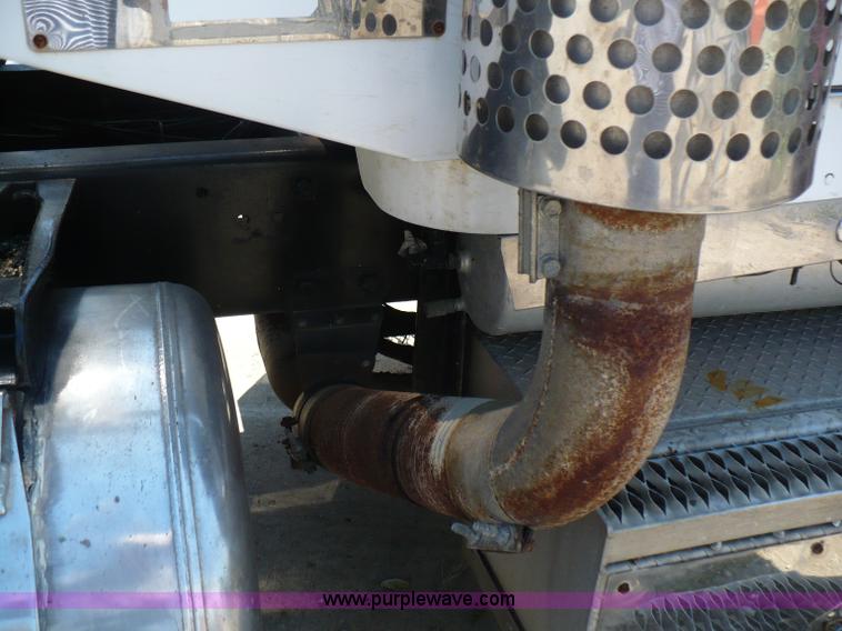 image for item A4810 1989 Peterbilt 379 dump truck