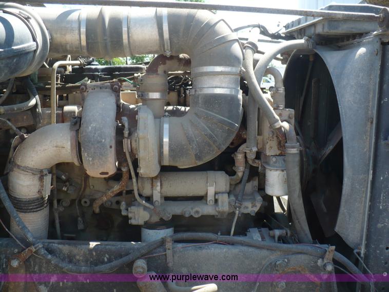 image for item A4810 1989 Peterbilt 379 dump truck