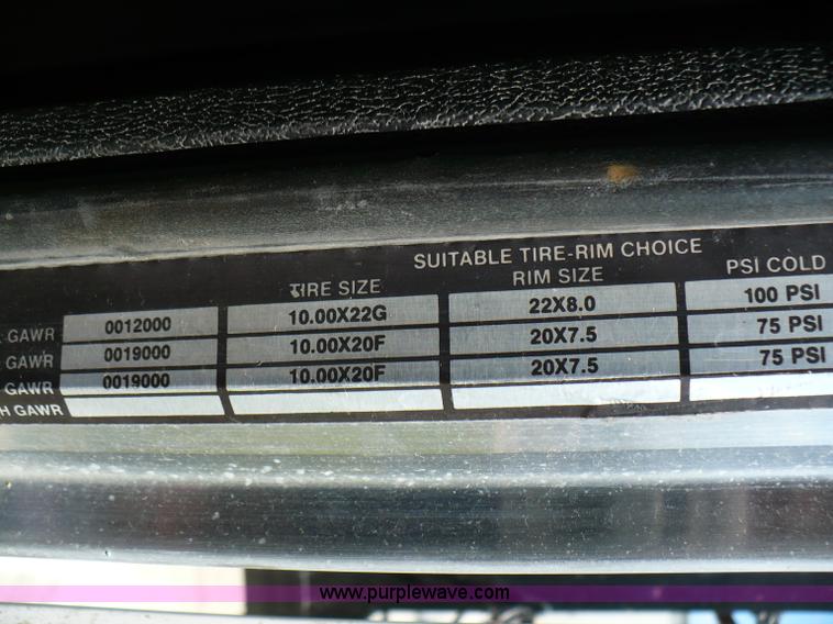 image for item A4810 1989 Peterbilt 379 dump truck