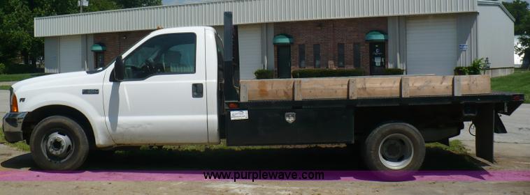 image for item A4811 2000 Ford F350 XL Super Duty pickup truck