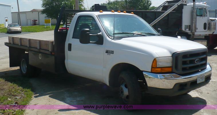 image for item A4811 2000 Ford F350 XL Super Duty pickup truck