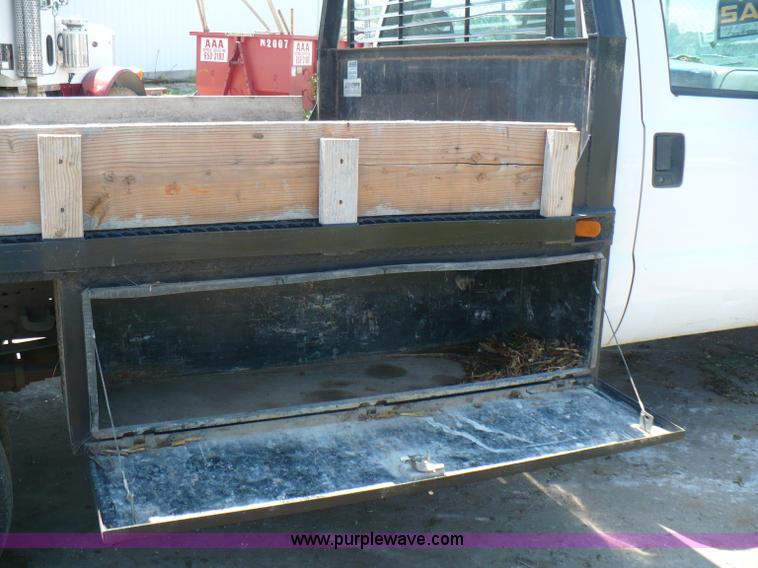 image for item A4811 2000 Ford F350 XL Super Duty pickup truck