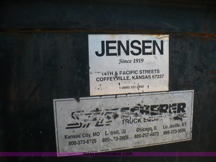 image for item A4811 2000 Ford F350 XL Super Duty pickup truck